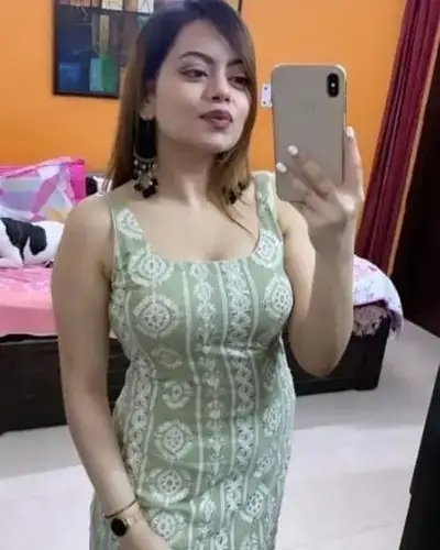 Call Girl in Alipore