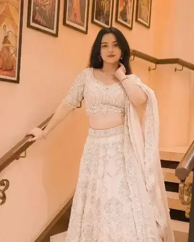 Escort Service In Alipore